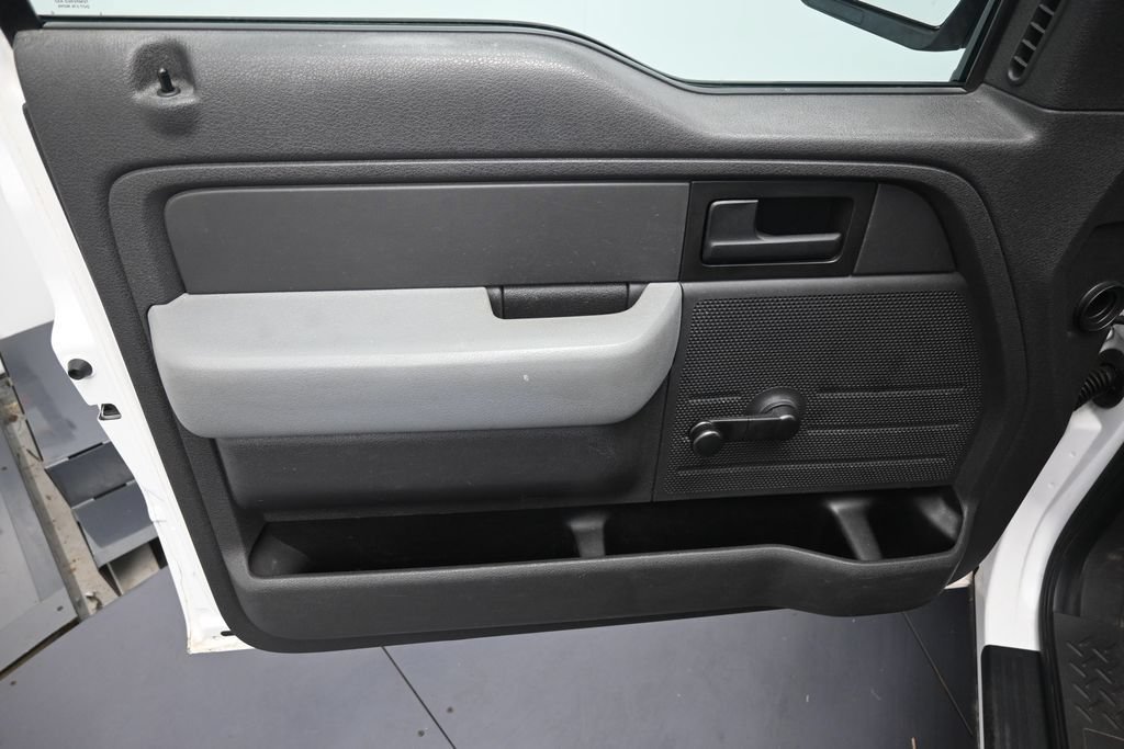 Used 2013 Ford F150 XL w/ Trailer Tow Pkg RWD image 9