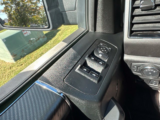 Used 2018 Ford F150 XLT w/ Equipment Group 302A Luxury AWD/4WD image 45