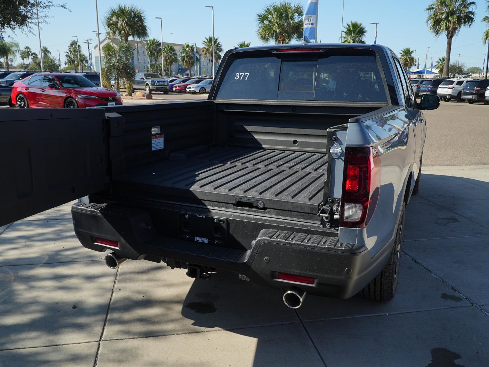 New 2026 Honda Ridgeline Black Edition image 8