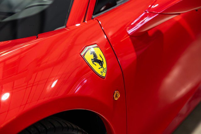 Used 2010 Ferrari 458 Italia Coupe RWD image 14
