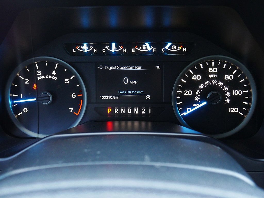Used 2015 Ford F150 XLT w/ Equipment Group 302A Luxury AWD/4WD image 31