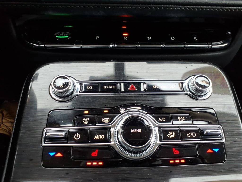 Certified 2023 Lincoln Nautilus AWD w/ Premium Package image 15