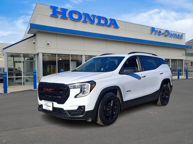 Used 2022 GMC Terrain AT4 AWD/4WD image 1