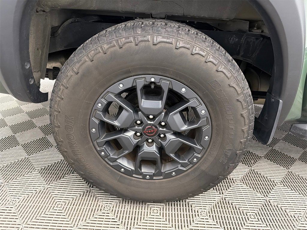 Used 2023 Nissan Frontier PRO-4X w/ Pro-4X Premium Package image 18