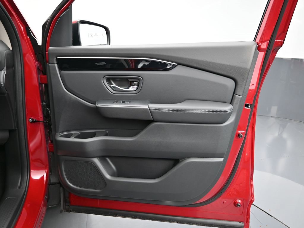 New 2025 Honda Pilot Touring image 41