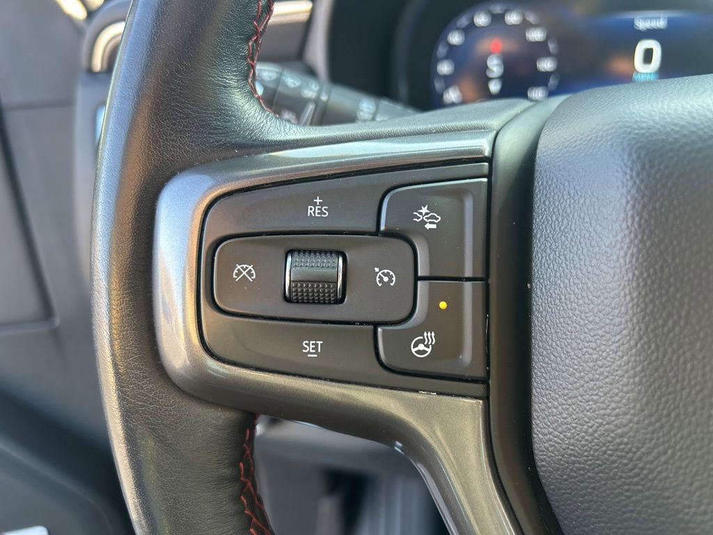 Used 2022 Chevrolet Suburban RST w/ Luxury Package image 24