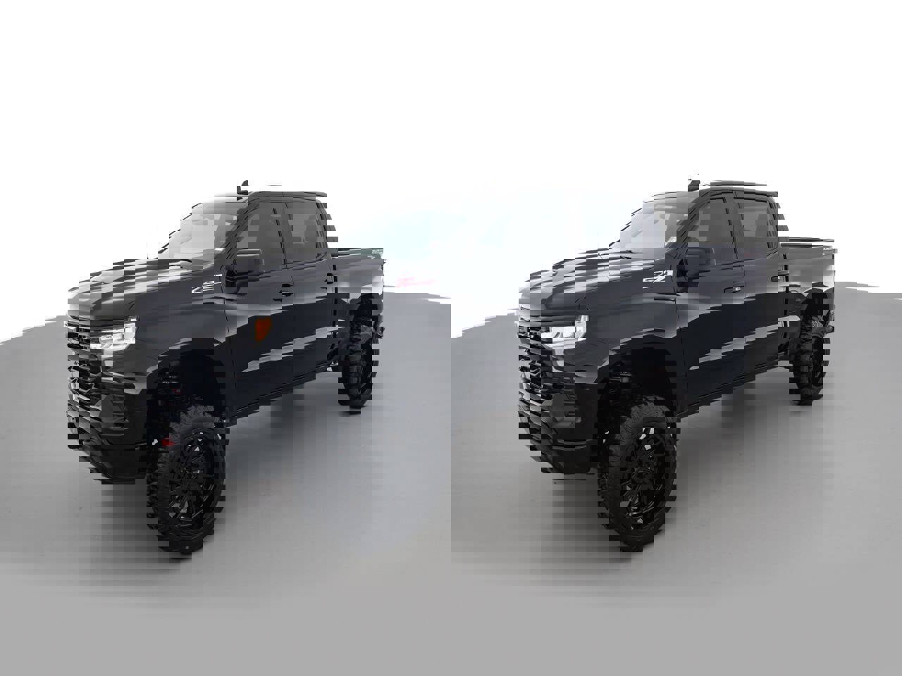 Used 2022 Chevrolet Silverado 1500 LT Trail Boss image 3