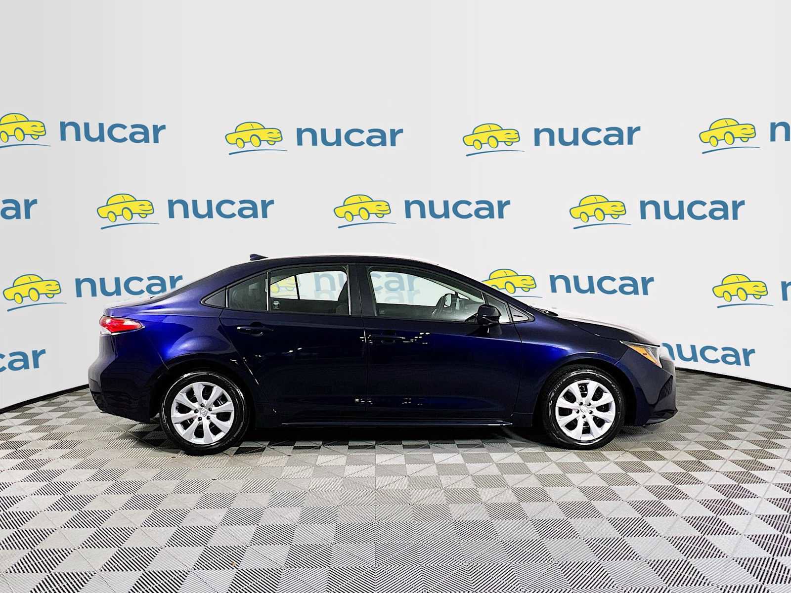 Used 2022 Toyota Corolla LE image 8