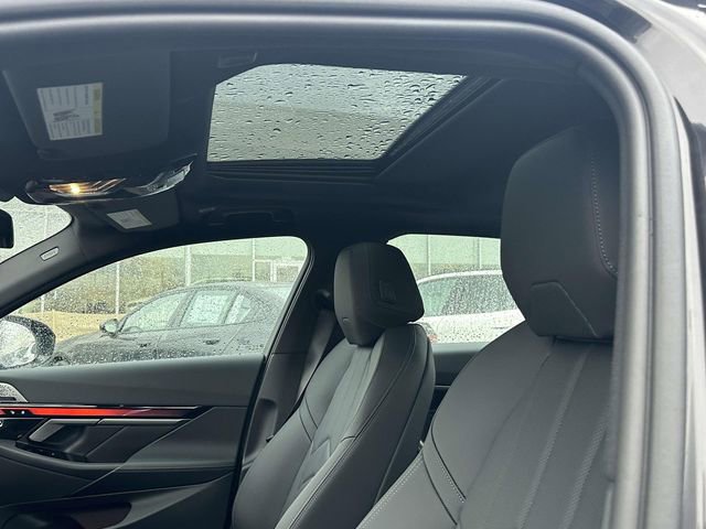 New 2026 BMW 540i xDrive w/ M Sport Package image 14