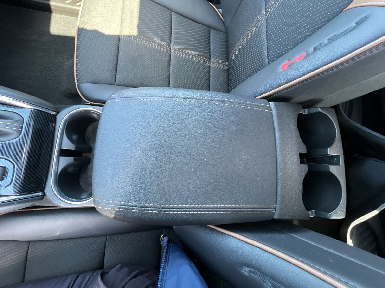 Used 2023 GMC Canyon AT4 image 23