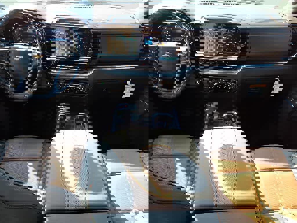 Used 2024 Chevrolet Silverado 1500 High Country image 9