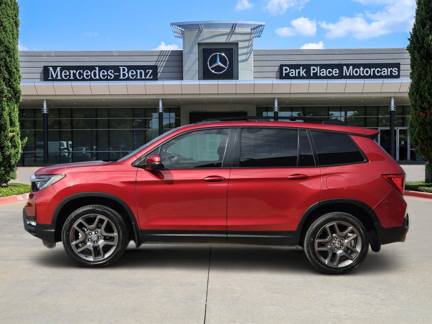 Used 2023 Honda Passport EX-L image 3