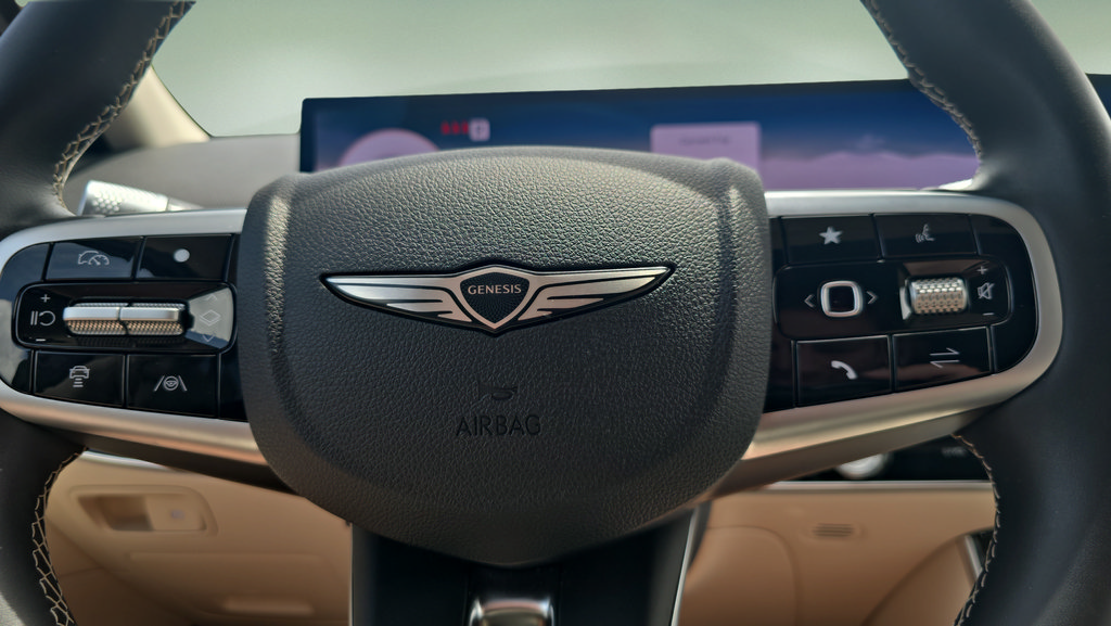 New 2026 Genesis GV70 2.5T Select AWD/4WD image 17