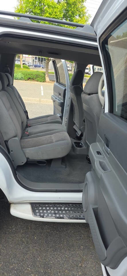 Used 2006 Dodge Durango SLT w/ Interior Convenience Group AWD/4WD image 10