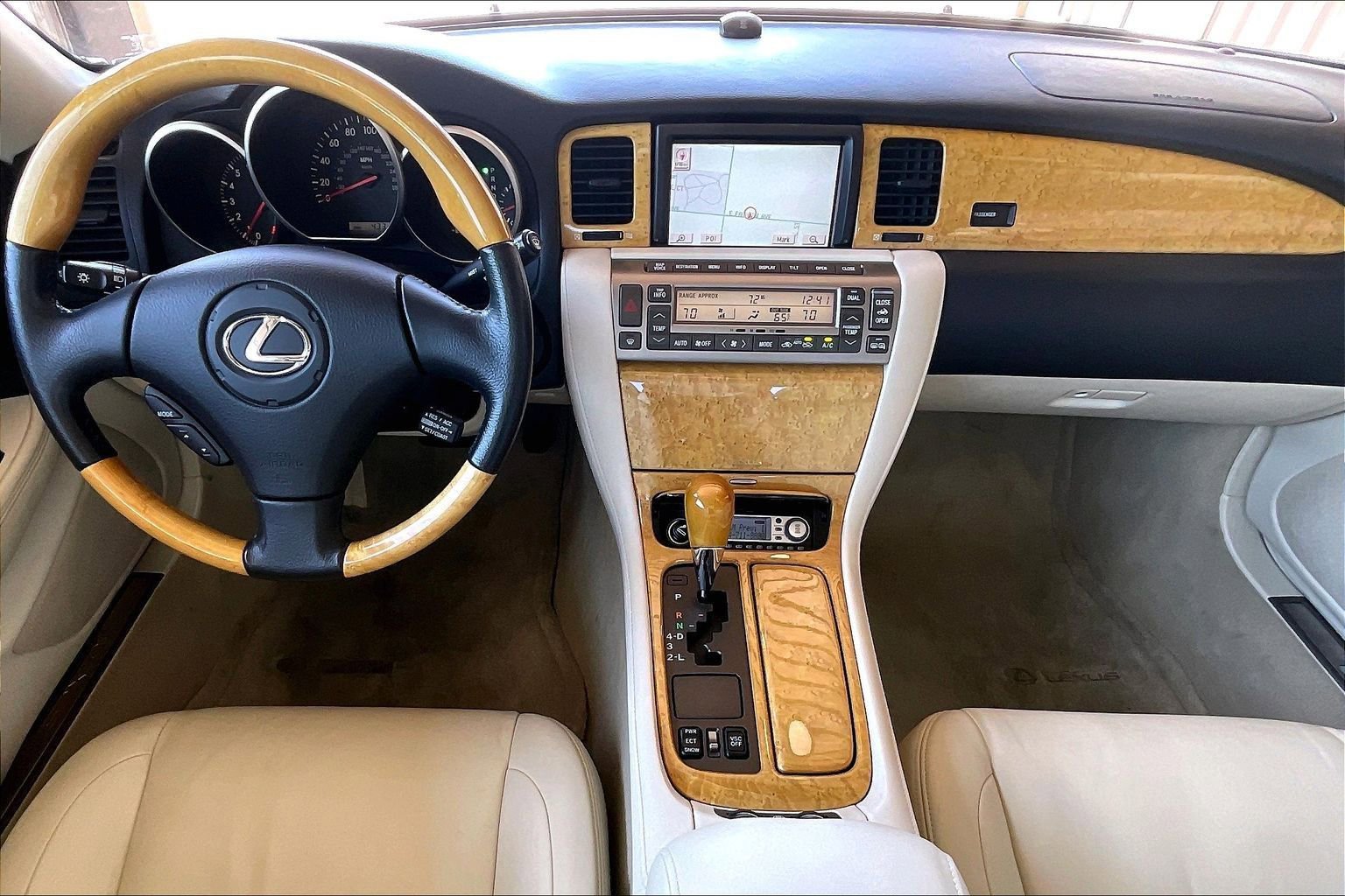 Used 2003 Lexus SC 430 Convertible RWD image 7
