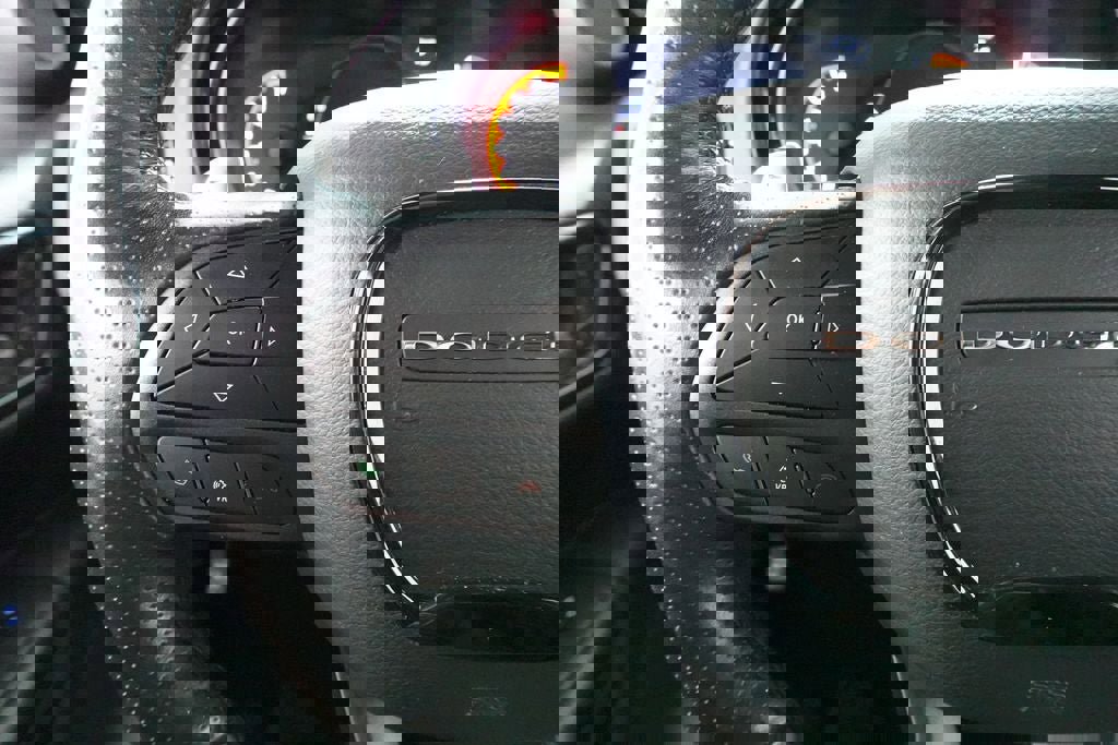 Used 2022 Dodge Durango GT image 13