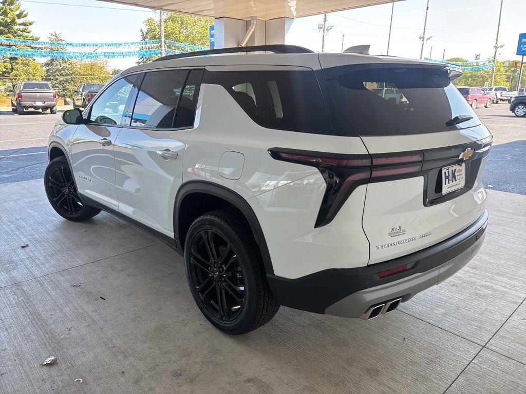 New 2026 Chevrolet Traverse LT image 4