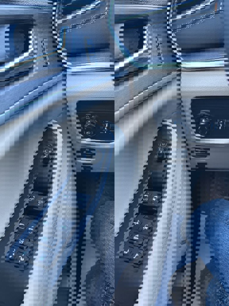 New 2025 Jeep Grand Cherokee L Limited w/ Luxury Tech Group II image 26