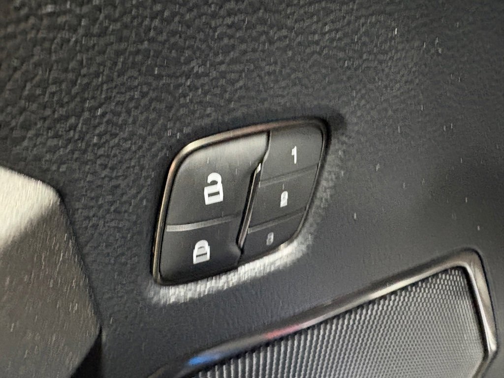 Used 2019 Ford F150 Raptor w/ Equipment Group 802A Luxury image 22