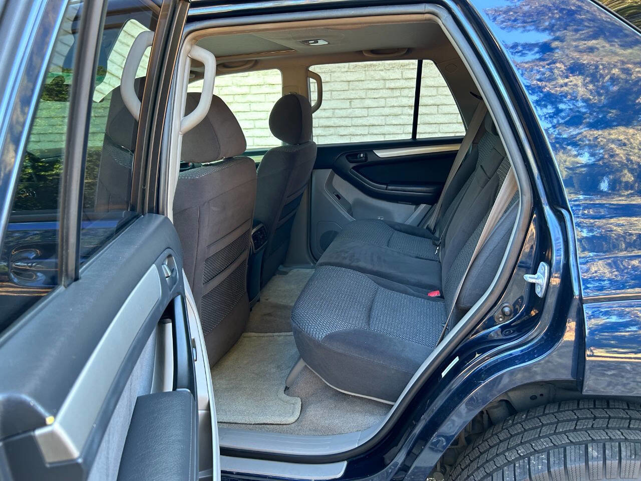 Used 2005 Toyota 4Runner Sport image 28