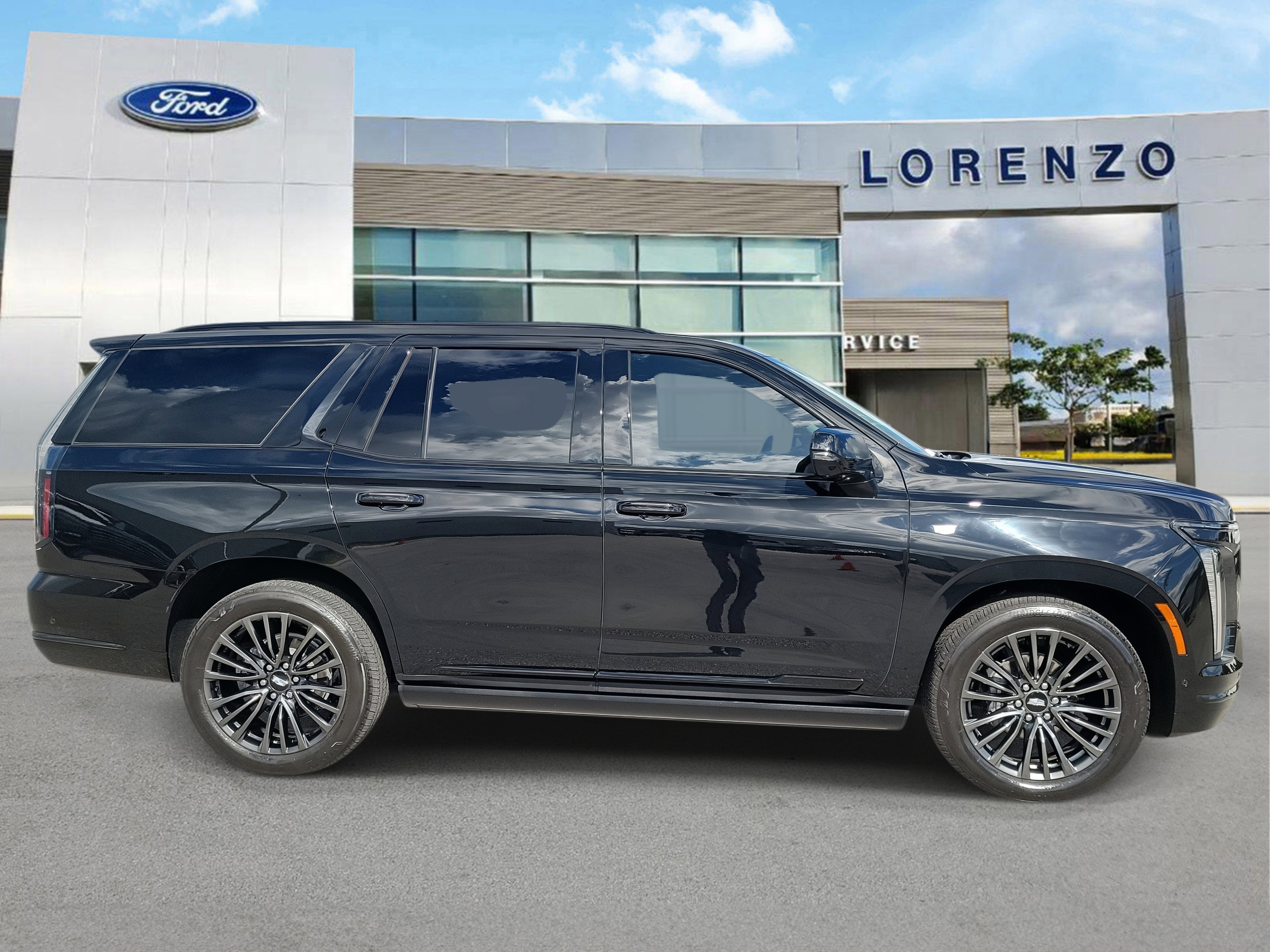 Used 2025 Cadillac Escalade Sport Platinum image 4