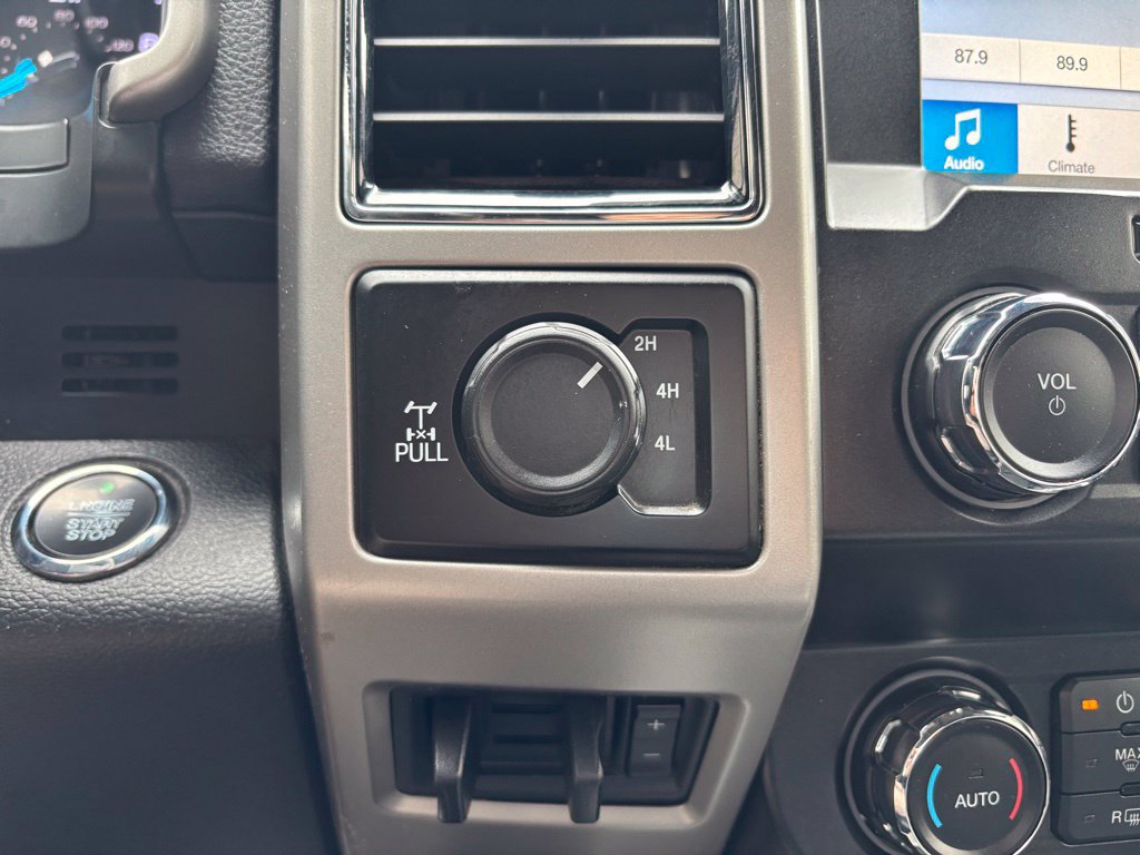 Used 2019 Ford F250 Lariat w/ Lariat Ultimate Package AWD/4WD image 25