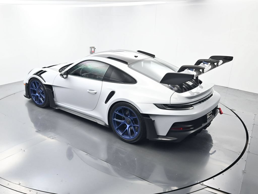 Certified 2025 Porsche 911 GT3 RS RWD image 40