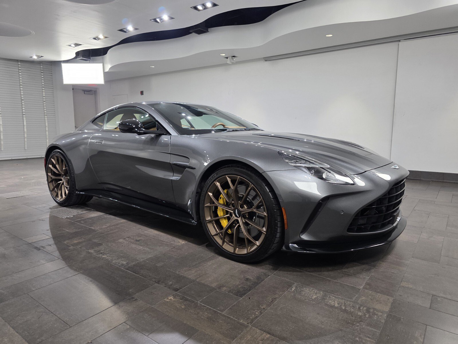 Used 2025 Aston Martin V8 Vantage Coupe