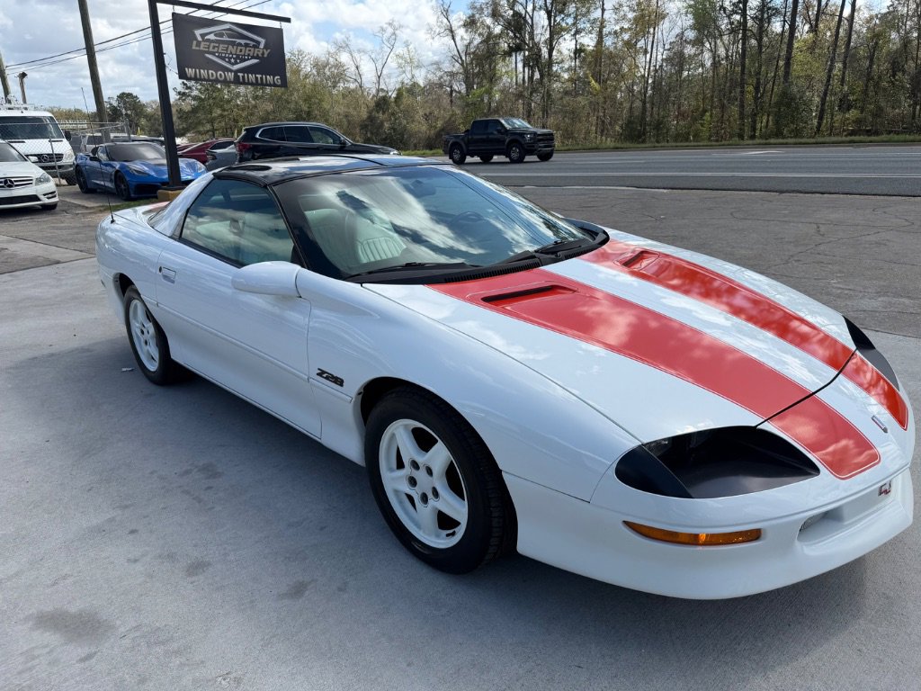 Used 1997 Chevrolet Camaro Z28 w/ Preferred Equipment Group 2 RWD image 10