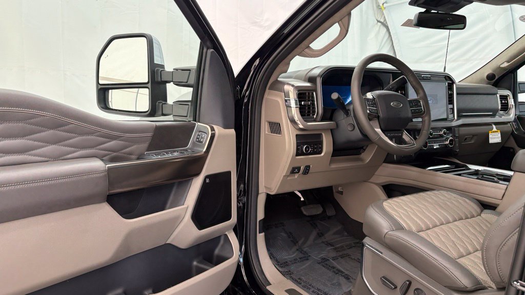 New 2026 Ford F450 Platinum w/ Platinum Plus Package AWD/4WD image 35