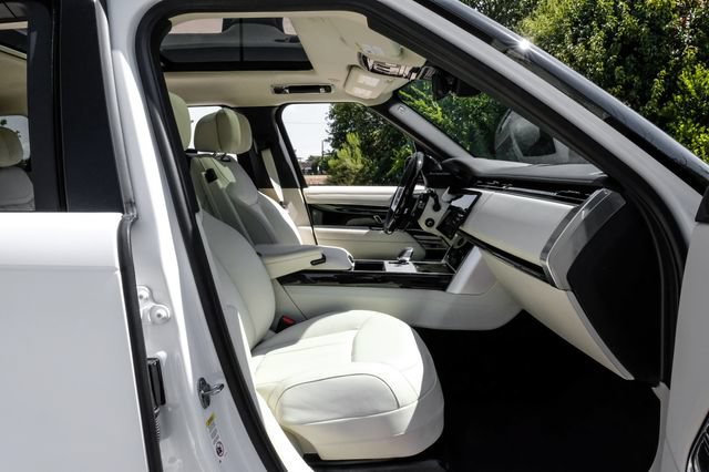 Used 2026 Land Rover Range Rover Long Wheelbase Autobiography AWD/4WD image 43