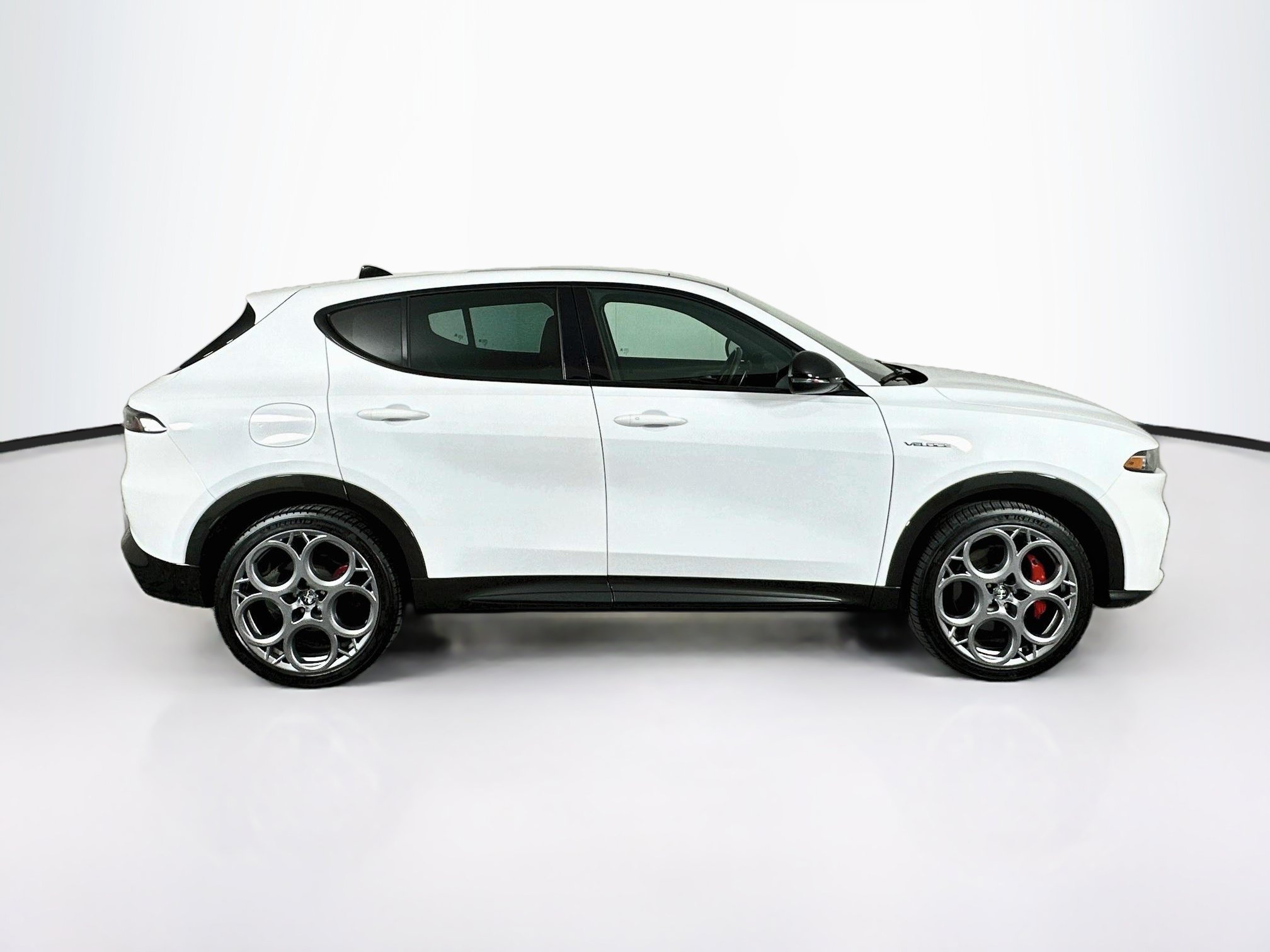 Used 2024 Alfa Romeo Tonale Veloce AWD/4WD image 10