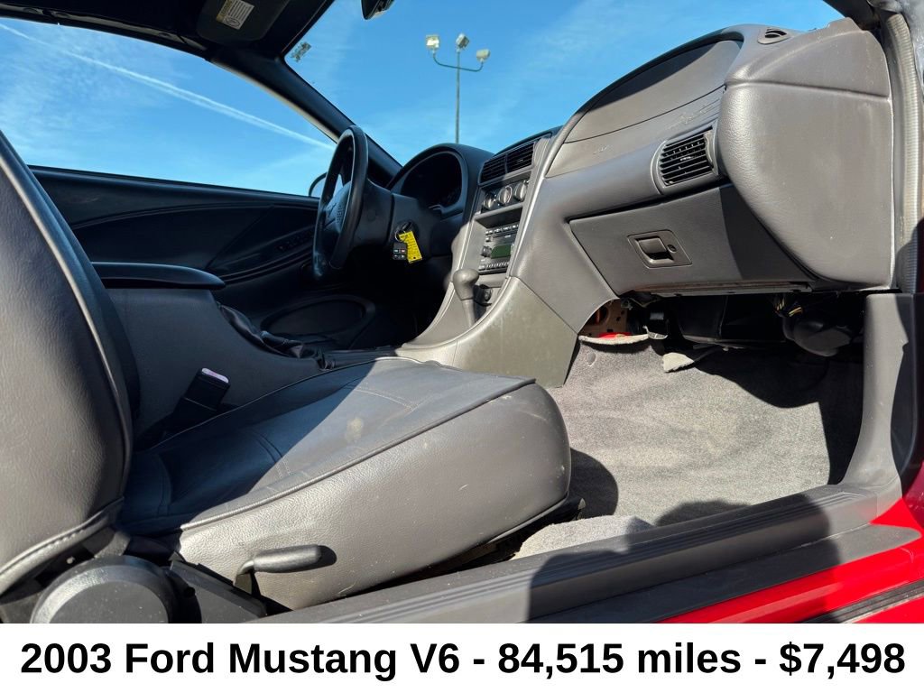 Used 2003 Ford Mustang Convertible image 19