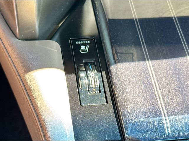 Used 2020 Lexus GX 460 Luxury image 21