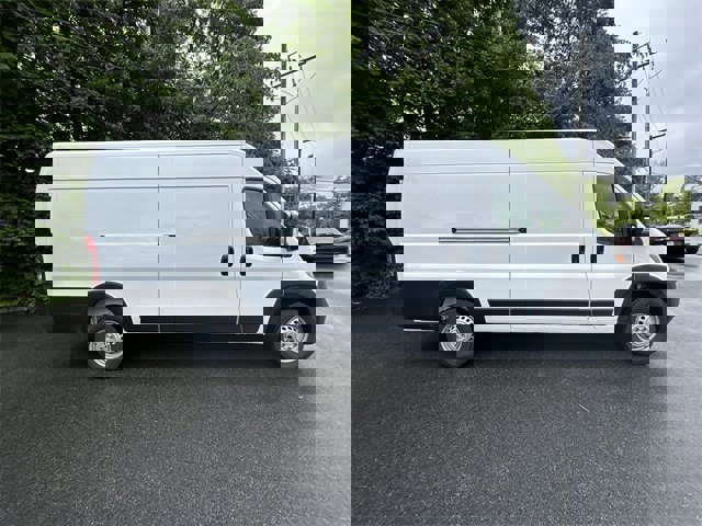 New 2025 RAM ProMaster 3500 w/ Premium Convenience Group image 9