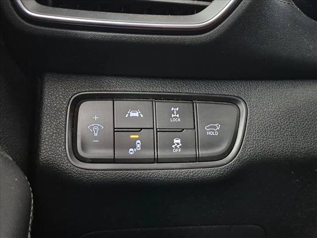 Used 2019 Hyundai Santa Fe Limited AWD/4WD image 11