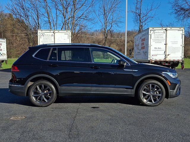 Used 2022 Volkswagen Tiguan SE image 10