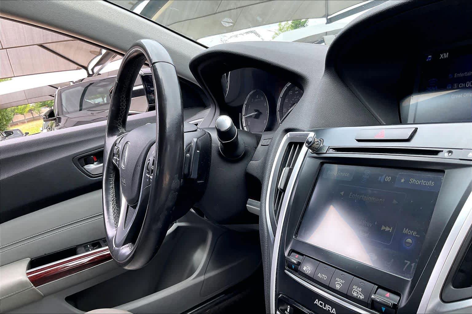Used 2015 Acura TLX FWD image 18