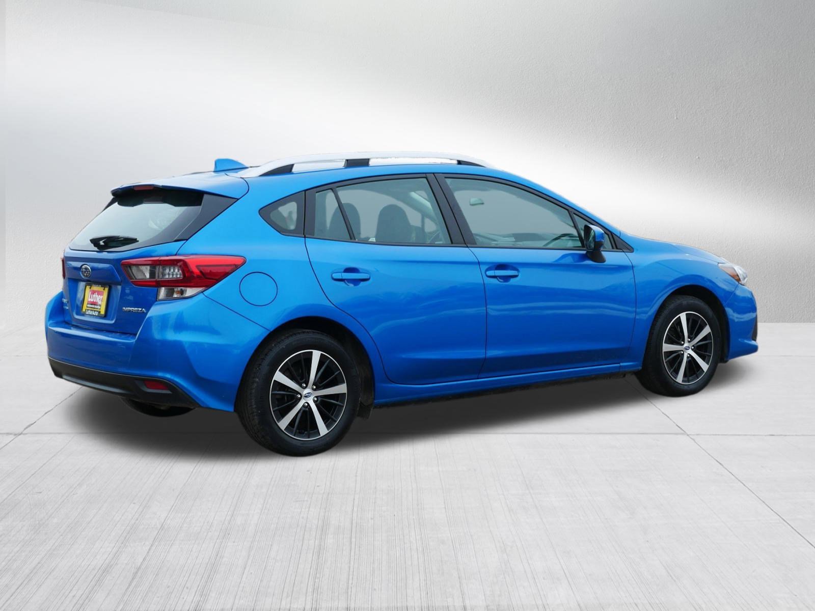 Used 2023 Subaru Impreza Premium image 7