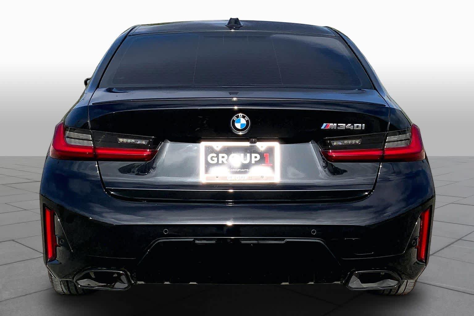 Used 2025 BMW M340i w/ Premium Package RWD image 5