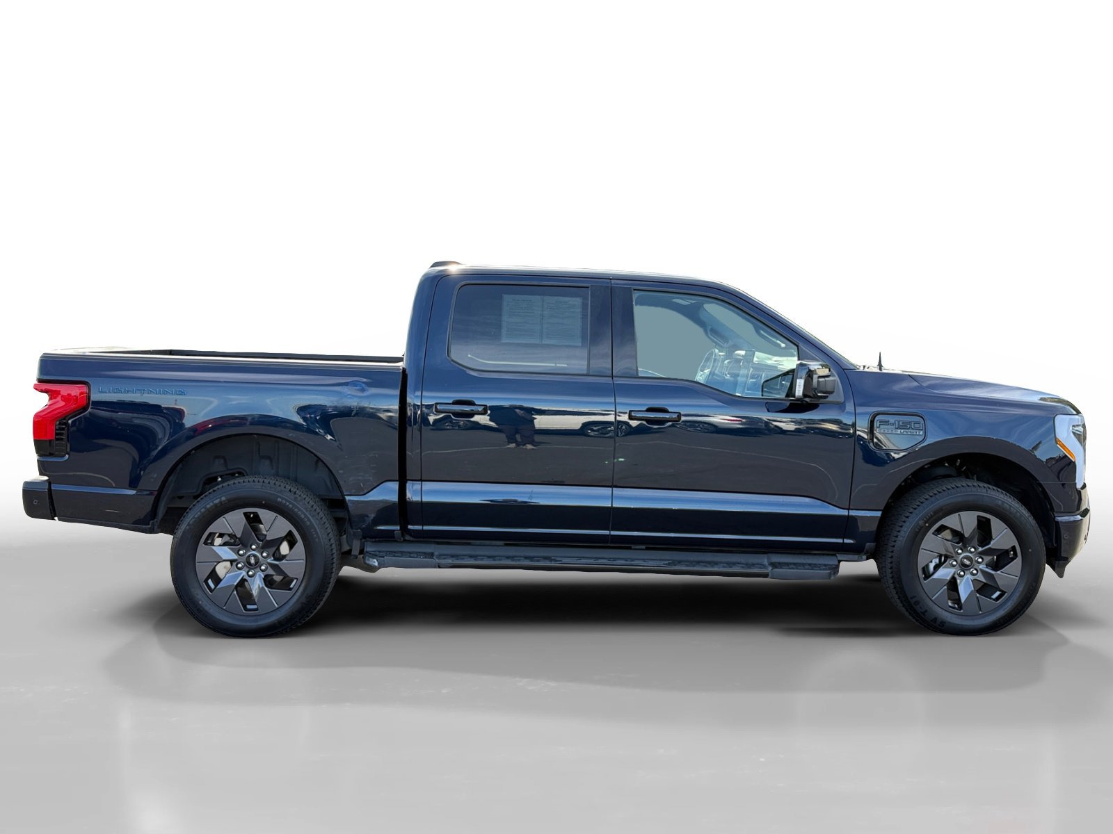 Certified 2022 Ford F150 Lightning Lariat image 6