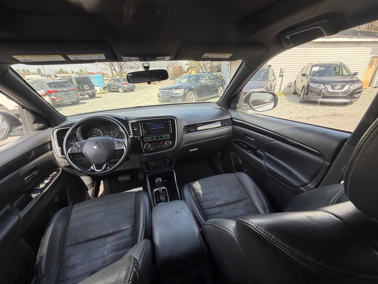 Used 2019 Mitsubishi Outlander LE image 26