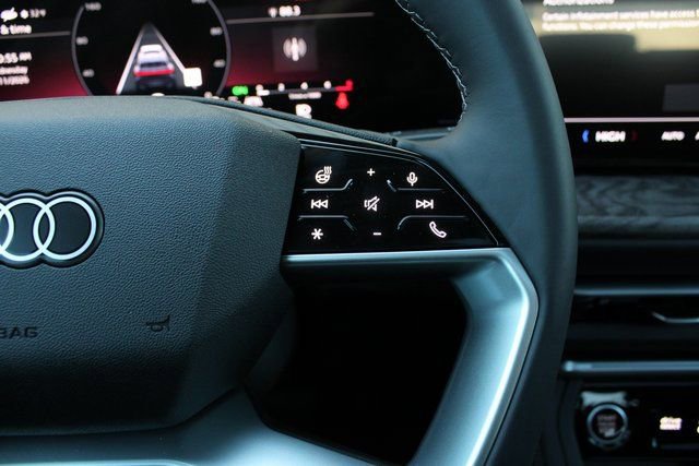 New 2025 Audi Q5 Premium Plus image 14