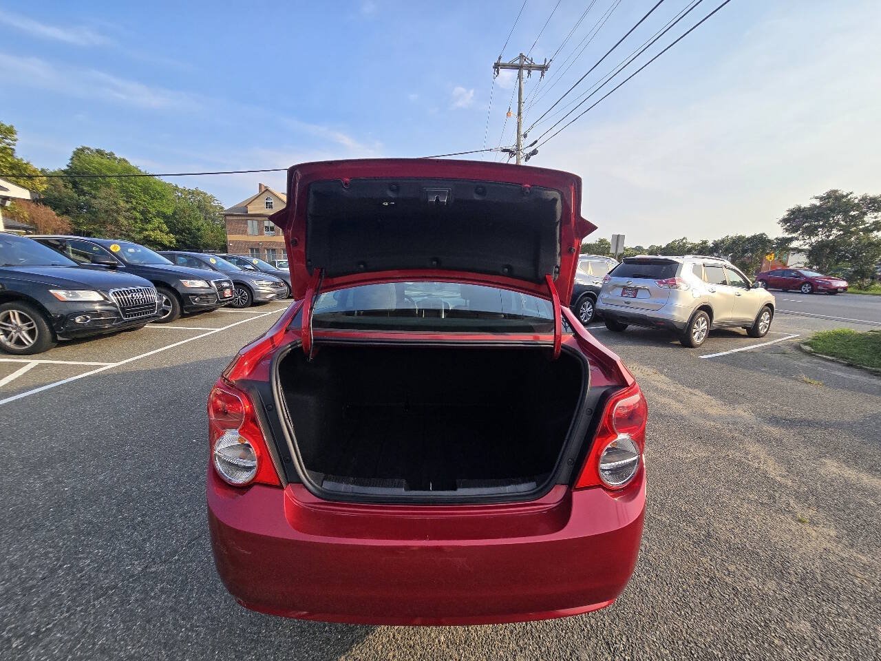 Used 2016 Chevrolet Sonic LT w/ Wheels and Fog Lamp Package FWD image 21