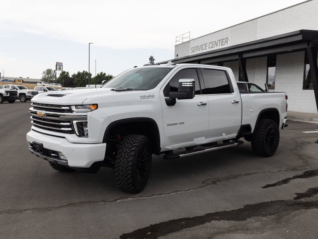 Used 2022 Chevrolet Silverado 3500 High Country w/ Z71 Off-Road Package image 3