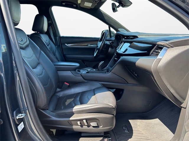 Used 2021 Cadillac XT6 Premium Luxury w/ Platinum Package image 15