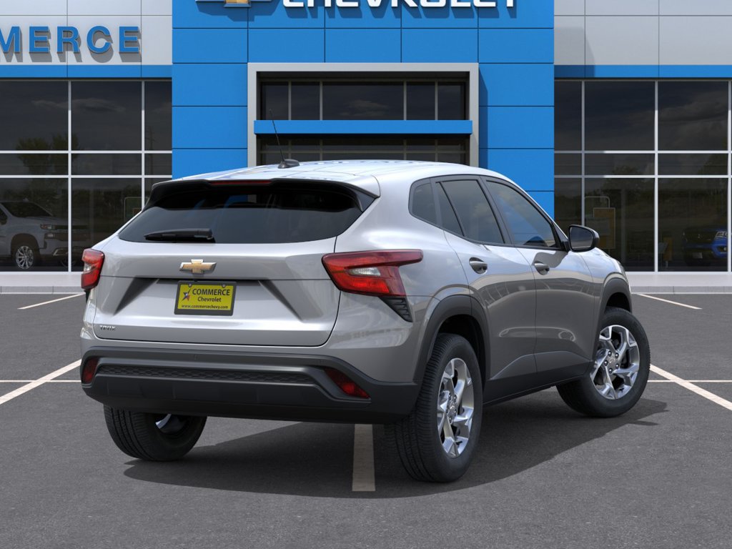 New 2026 Chevrolet Trax LS w/ LS Convenience Package FWD image 4