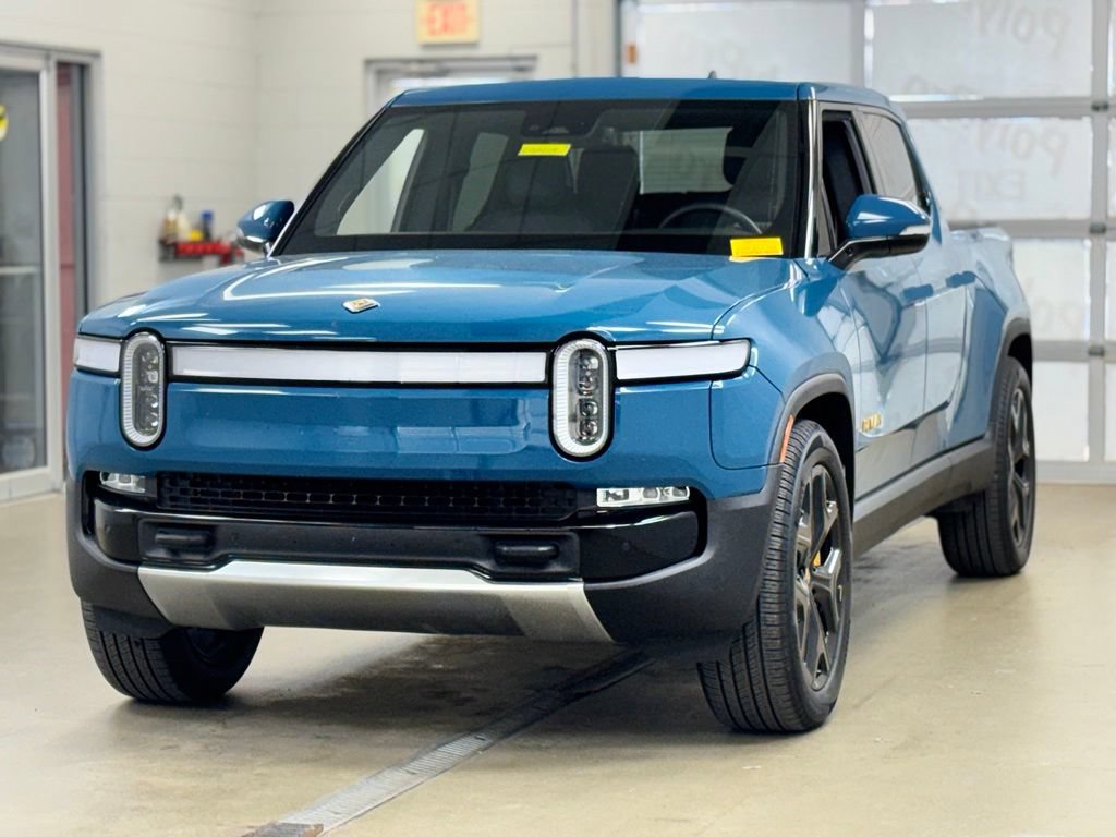 Used 2023 Rivian R1T Adventure AWD/4WD image 3