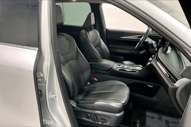 Used 2023 INFINITI QX60 Luxe image 30