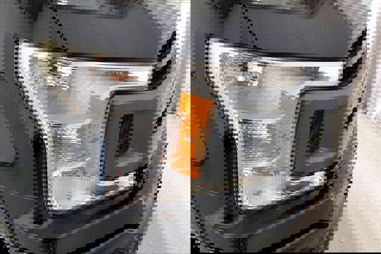 Used 2020 Ford F150 XLT w/ Equipment Group 302A Luxury image 12